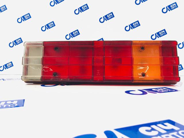 Задня ліва фара A0025445503 MERCEDES