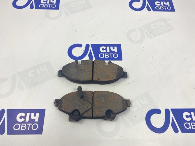 Колодки гальмівні дискові комплект A0064204320 MERCEDES
