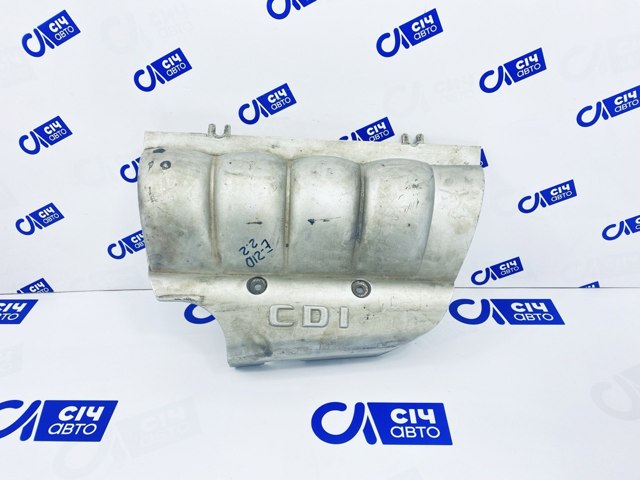 Кришка двигуна декоративна A6110100467 MERCEDES
