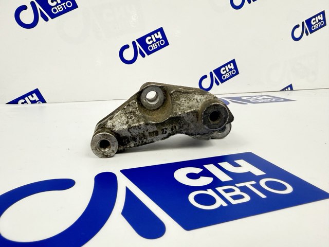 Тримач форсунки дизельної A6110782741 MERCEDES