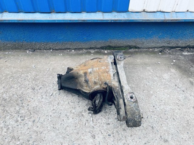 Задній редуктор A6393501314 MERCEDES