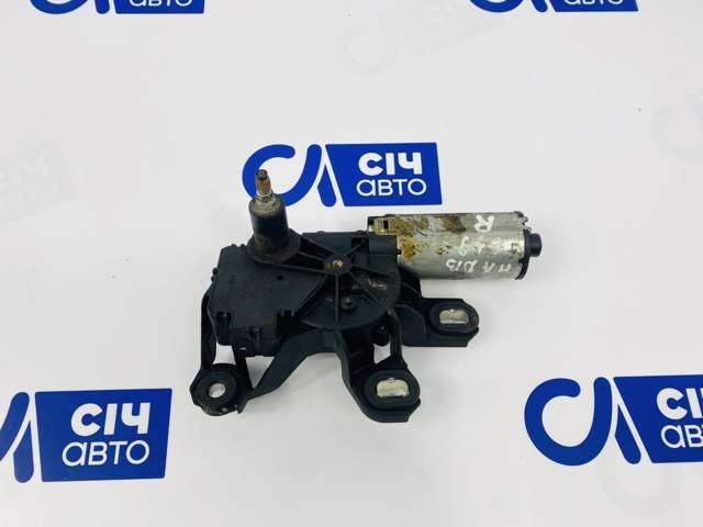 Двигун склоочисника заднього скла A6398201008 MERCEDES