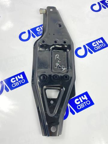 Кронштейн передньої балки A9076220800 MERCEDES