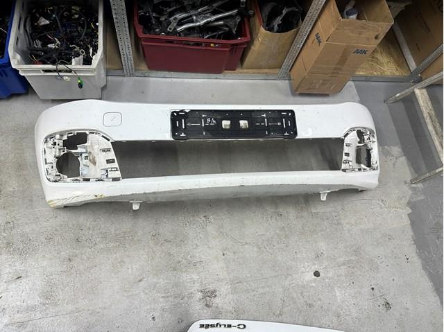 Бампер передній в зборі 1622237180 PEUGEOT