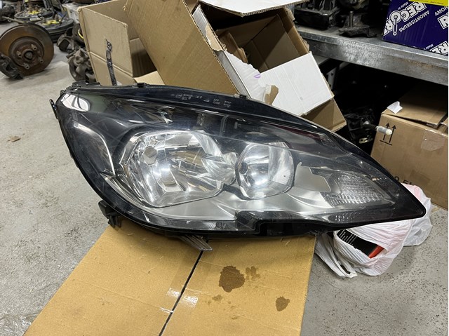 Фара комбінована, передня 9677522980 PEUGEOT