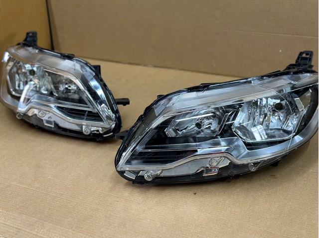 Фара Peugeot 301