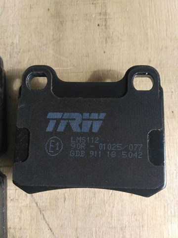 Задні гальмівні колодки GDB911 TRW