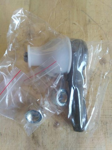 Зовнішній наконечник рульової тяги MEES0642 MOOG