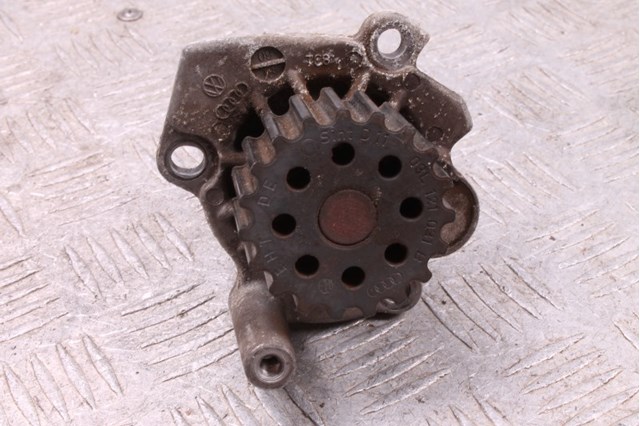 Насос охолодження 03L121031B VAG