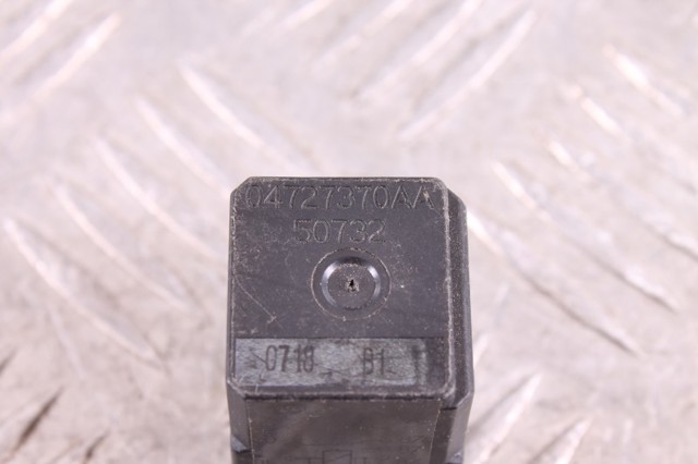 Реле 04727370AA CHRYSLER