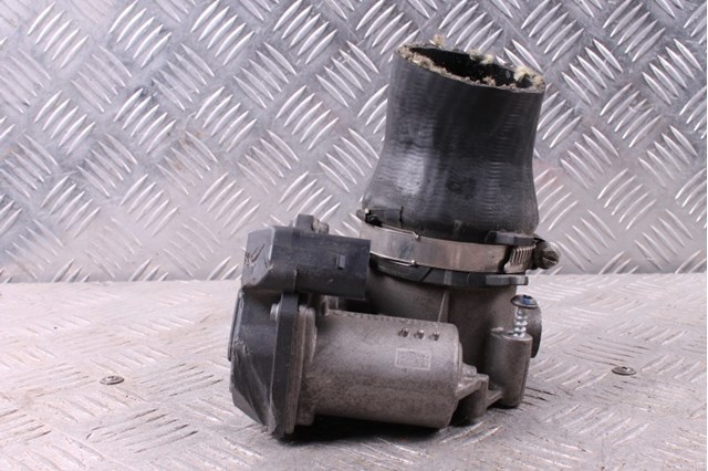 Заслінка повітряна 06F133062Q VAG