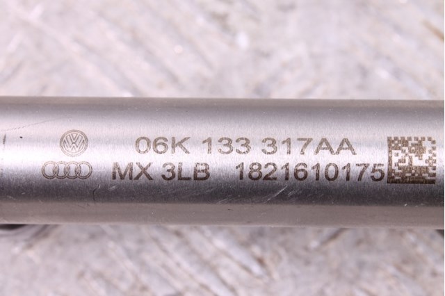 Паливна рампа 06K133317AA VAG