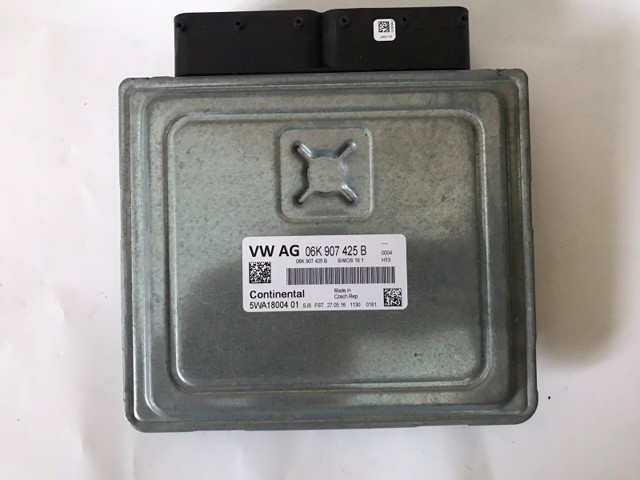 Модуль управління двигуном 06K907425B VAG