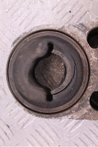 Права подушка мотора 11210ZK80A NISSAN