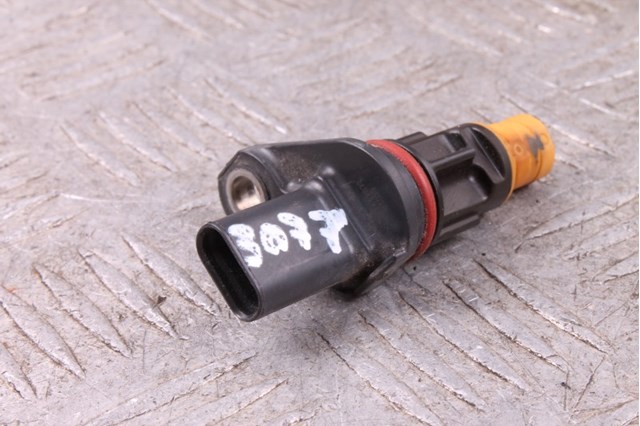 Автомобільний фільтр повітря 12632872 GM