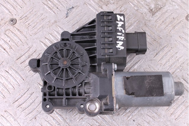 Моторчик склопідйомника переднього правого zafira b 2005-2011, бу-223731 13132435