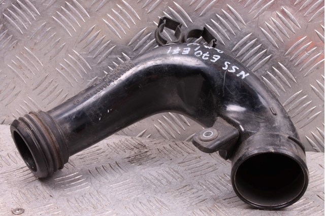 Корпус повітряного фільтра 13717583715 BMW