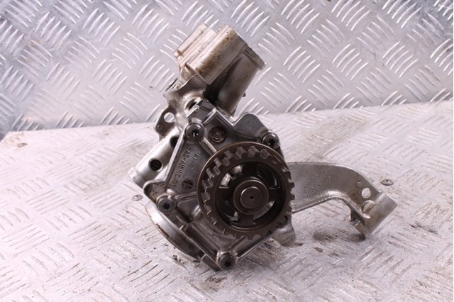 Насос маслозакачуючий 1762416 FORD