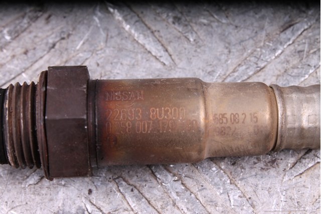 Лямбдазонд, датчик кисню до каталізатора 226938U300 NISSAN
