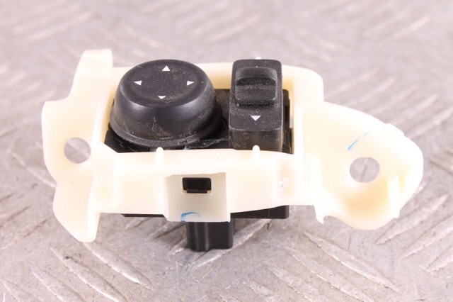 Регулятор дзеркал 255703TB1A NISSAN