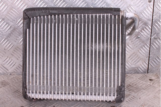 Охолоджувач повітря 272804BU1B NISSAN
