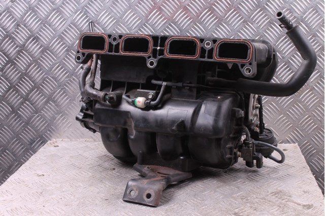 Колектор впускний 283102G700 HYUNDAI