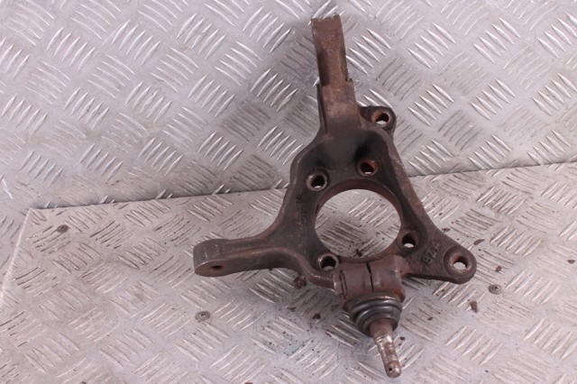 Кулак поворотний передній правий 28313AG020 SUBARU