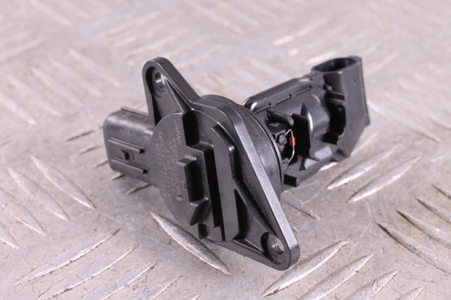 Датчик витрати повітря Lexus RX 450H/350L/200T