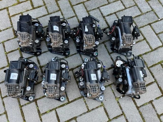 Компресор пневмопідкачкою (амортизаторів) 37206886721 BMW