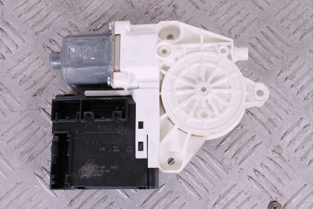 Електродвигун приводів 3C0959792B VAG