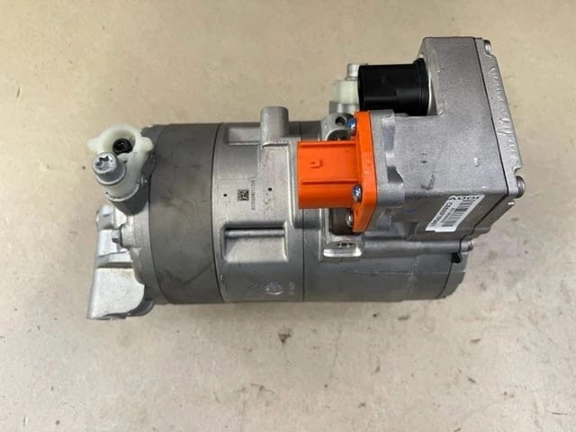 Компресор холодоагенту 3GD816803A VAG