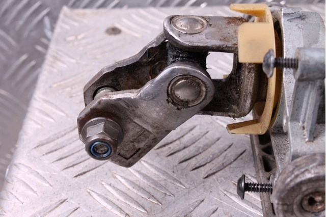 Замок запалювання 3M513F880AC MAZDA