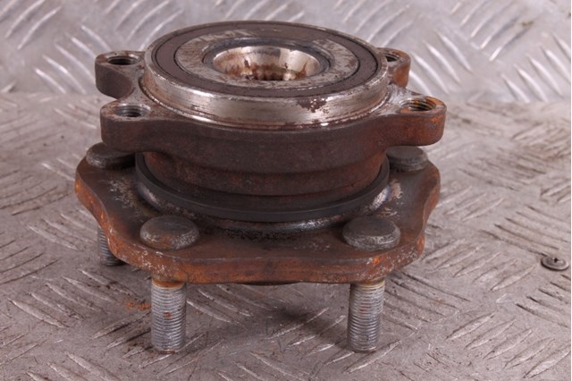 Маточини передніх коліс 402029TG0A NISSAN