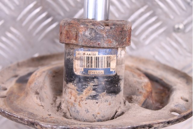 Стійка передня права 48510A9390 TOYOTA
