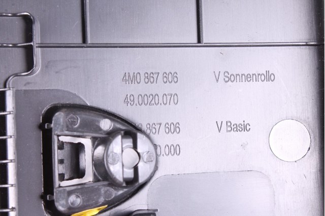 Облицювання багажника п'ятих дверей 4M0867606F4PK VAG