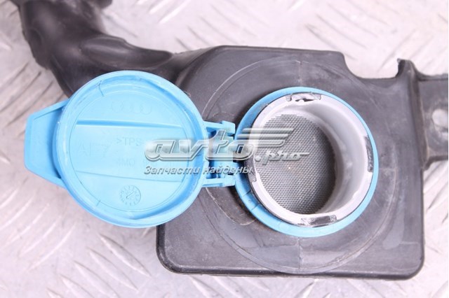 Горловина бачка омивача 4M0955463 VAG