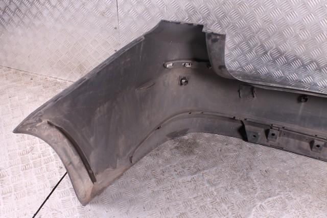 Кожух бампера заднього 51112163768 BMW