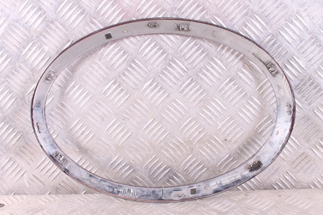 Обід фари правої 51137300632 BMW