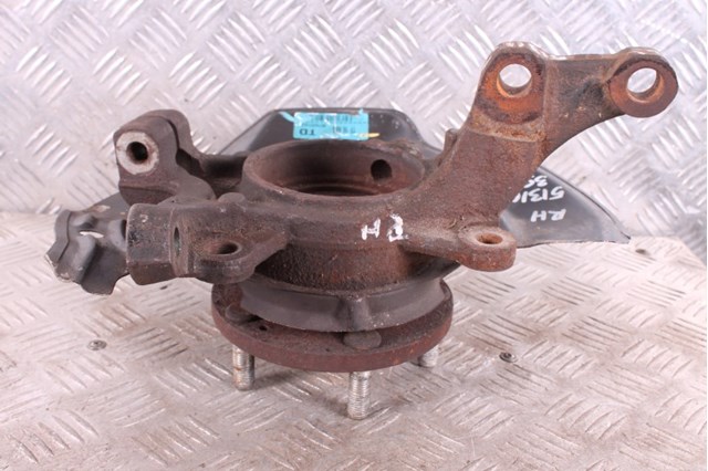 Цапфа поворотна права 517163S110 HYUNDAI