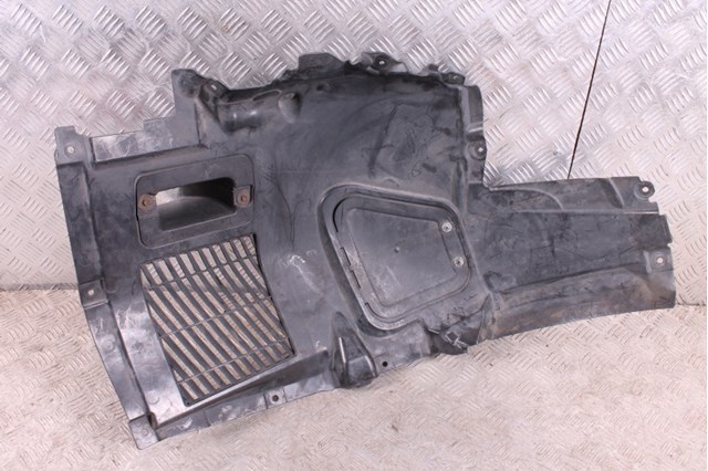 Підкрилок переднього крила, правий передній 51717186728 BMW