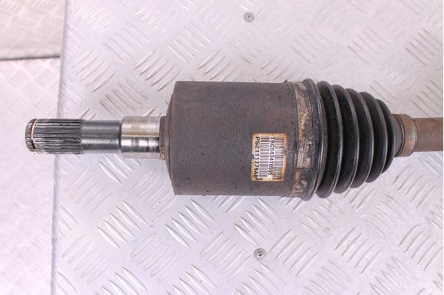 Привід передній лівий 52111779AB CHRYSLER