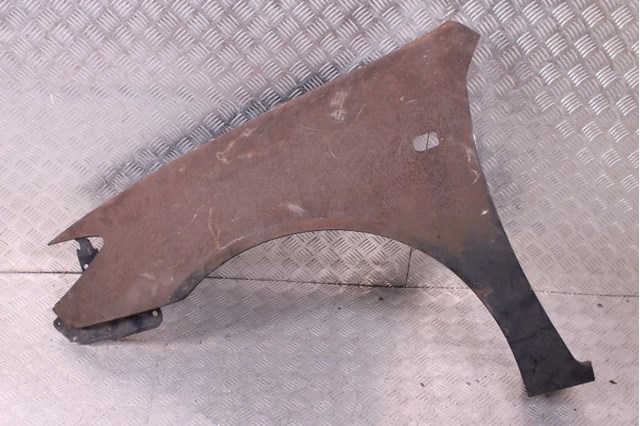 Ліве переднє крило 5380233120 TOYOTA