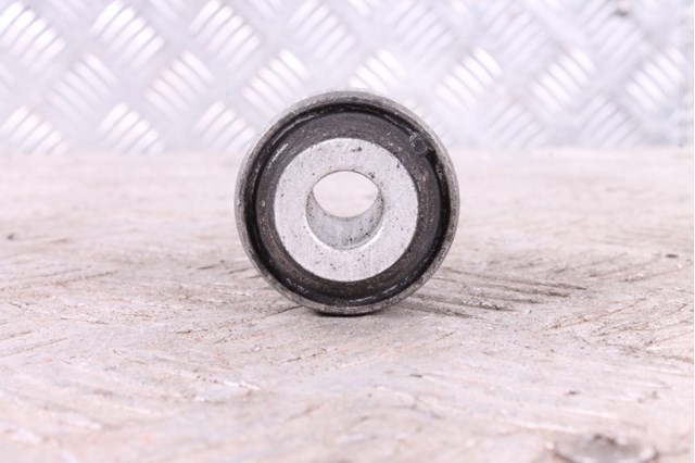 Сайлентблок задньої підвіски 55148AR000 NISSAN