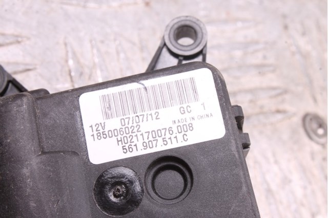 Двигун заслінки рециркуляції повітря 561907511C VAG
