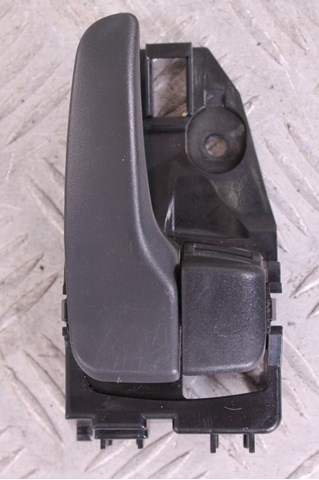 Ручка правих задніх дверей 5716A172HA MITSUBISHI