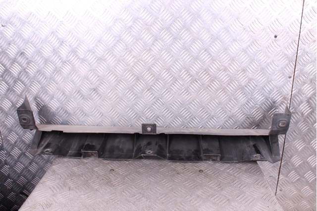 Кронштейн бампера переднього 57707AJ56A SUBARU