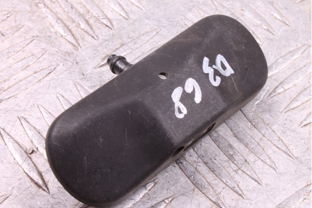 Сопло склоомивача вітрового скла 5M0955985C VAG