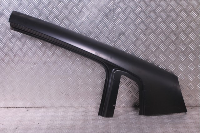 Крило заднє 5N0809843 VAG