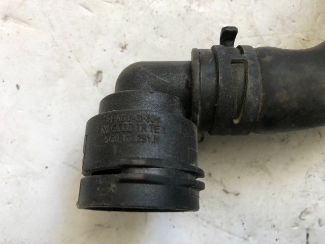 Водяний патрубок 5Q0122291H VAG