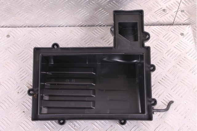 Корпус повітряного фільтра 5Q0129607AG VAG